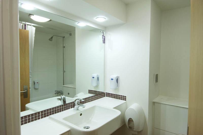 Premier Inn London Croydon West - Purley A23 Esterno foto